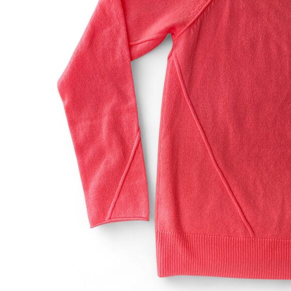 Lisa Todd 100% Cashmere Notched Crew Sweater Soft Pink Wm Sz Med Lightweight NWT - Picture 6 of 9